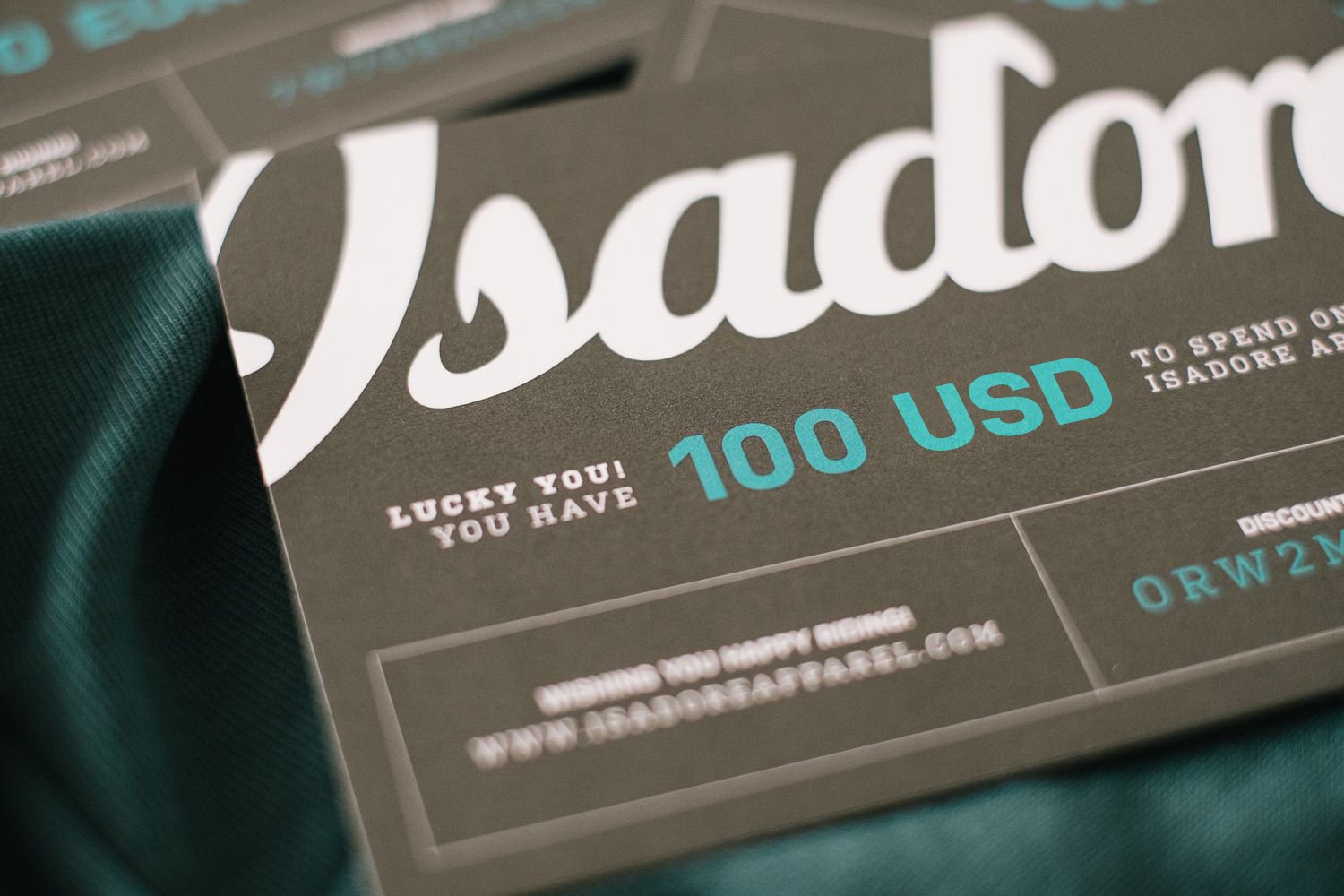 100 USD gift card