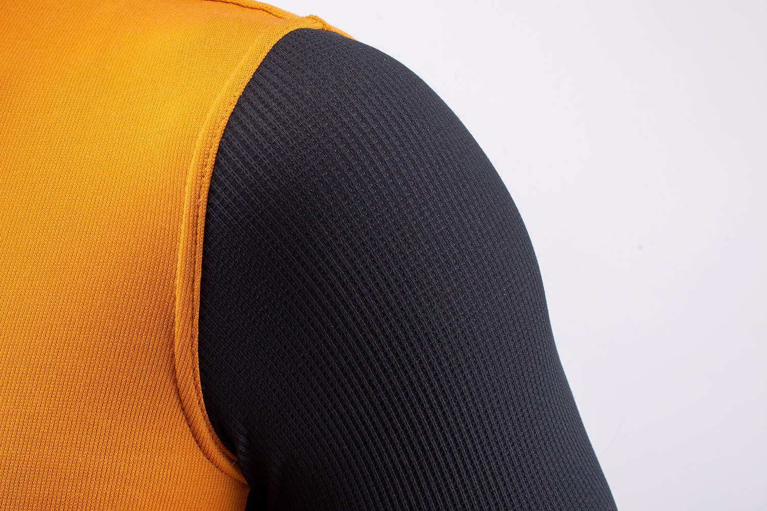 Signature Cycling Jersey Golden Oak/Black