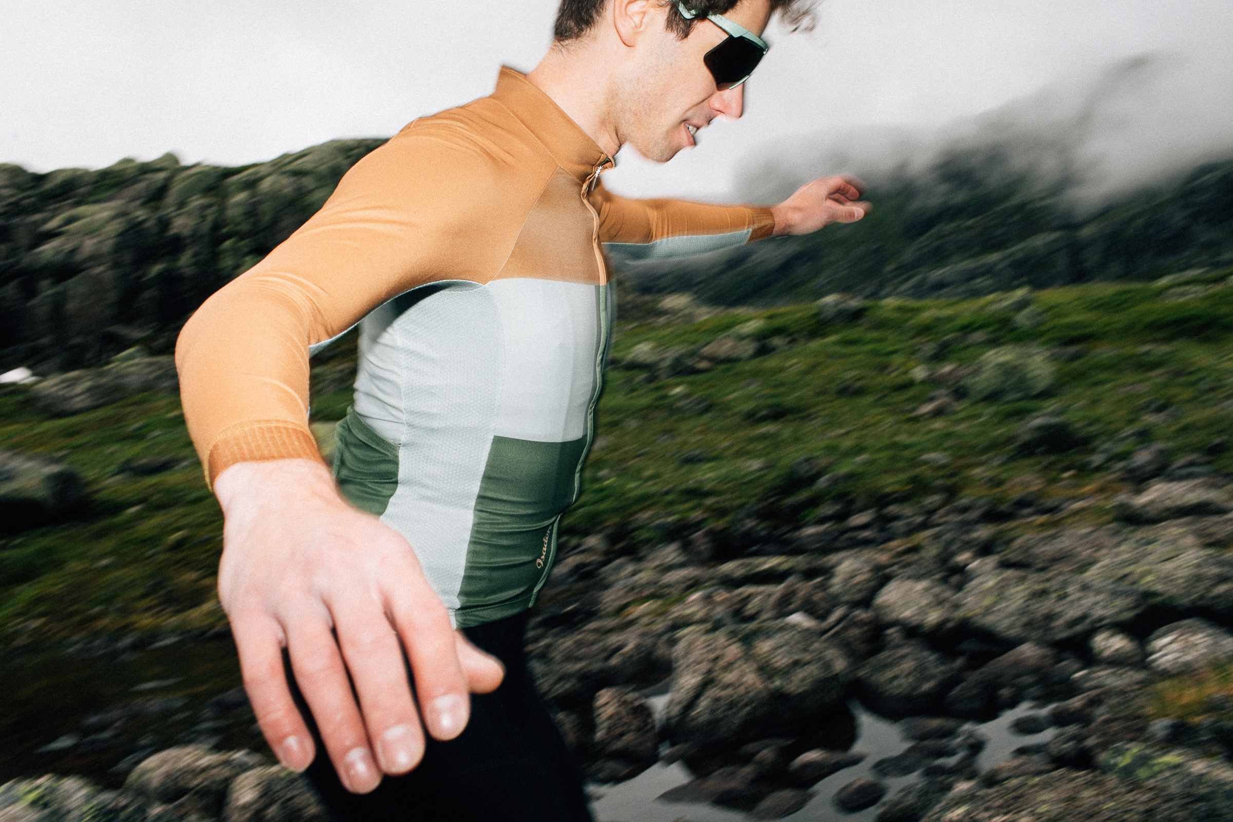 Alternative Light Long Sleeve Jersey Pesto
