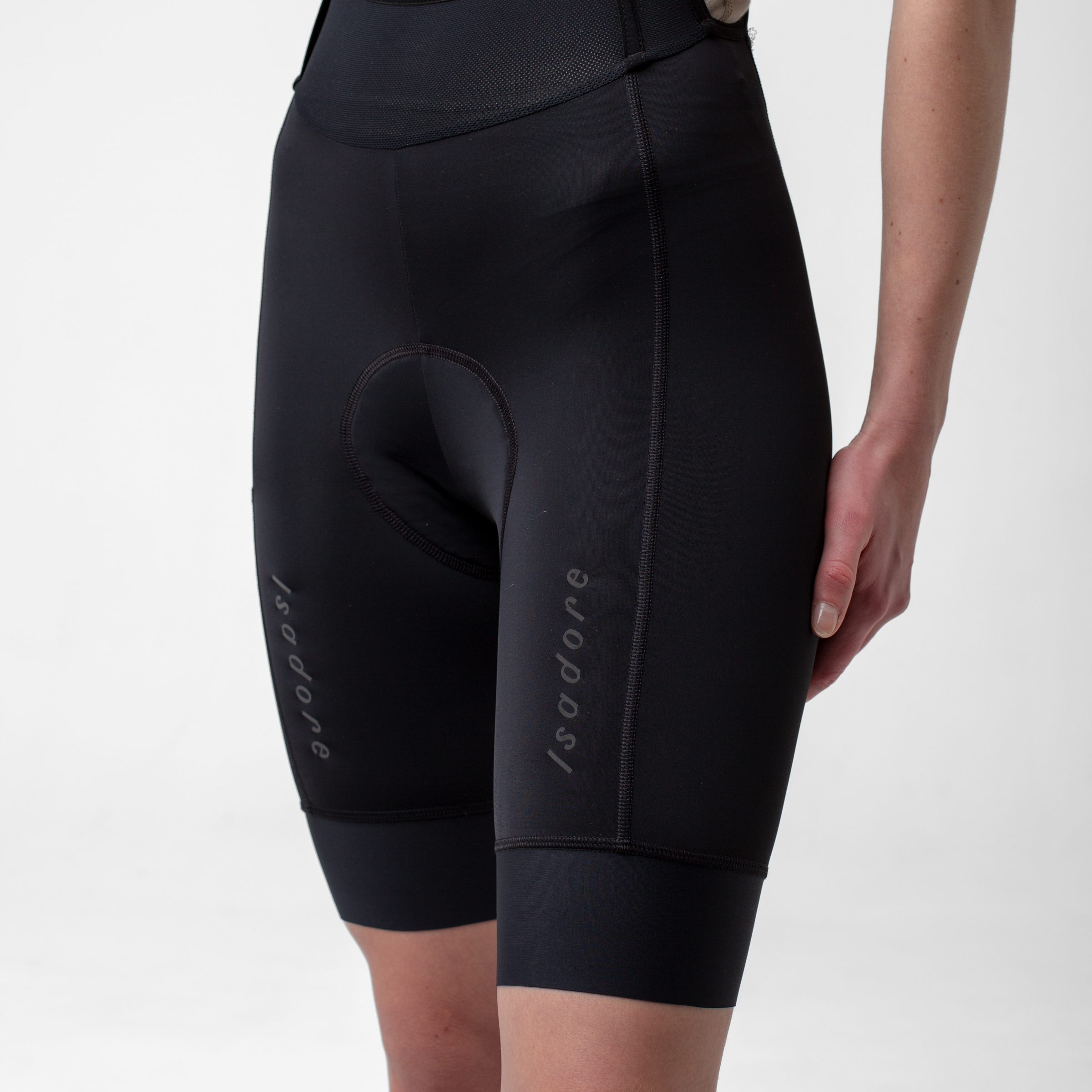 Cut tights into shorts - DIY bike short - Make leggings into short shorts