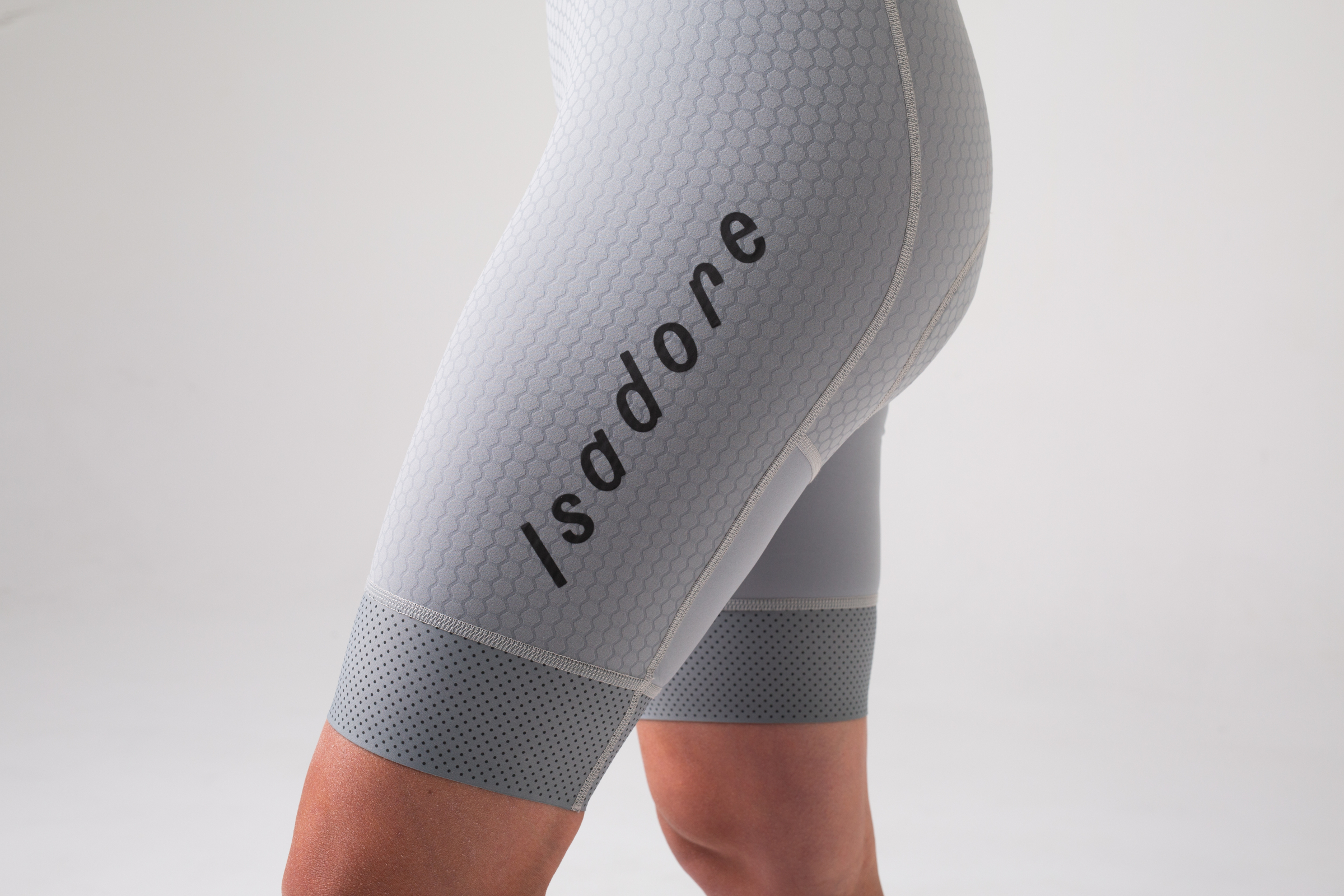 Women's Echelon Aero Bib Shorts Griffin