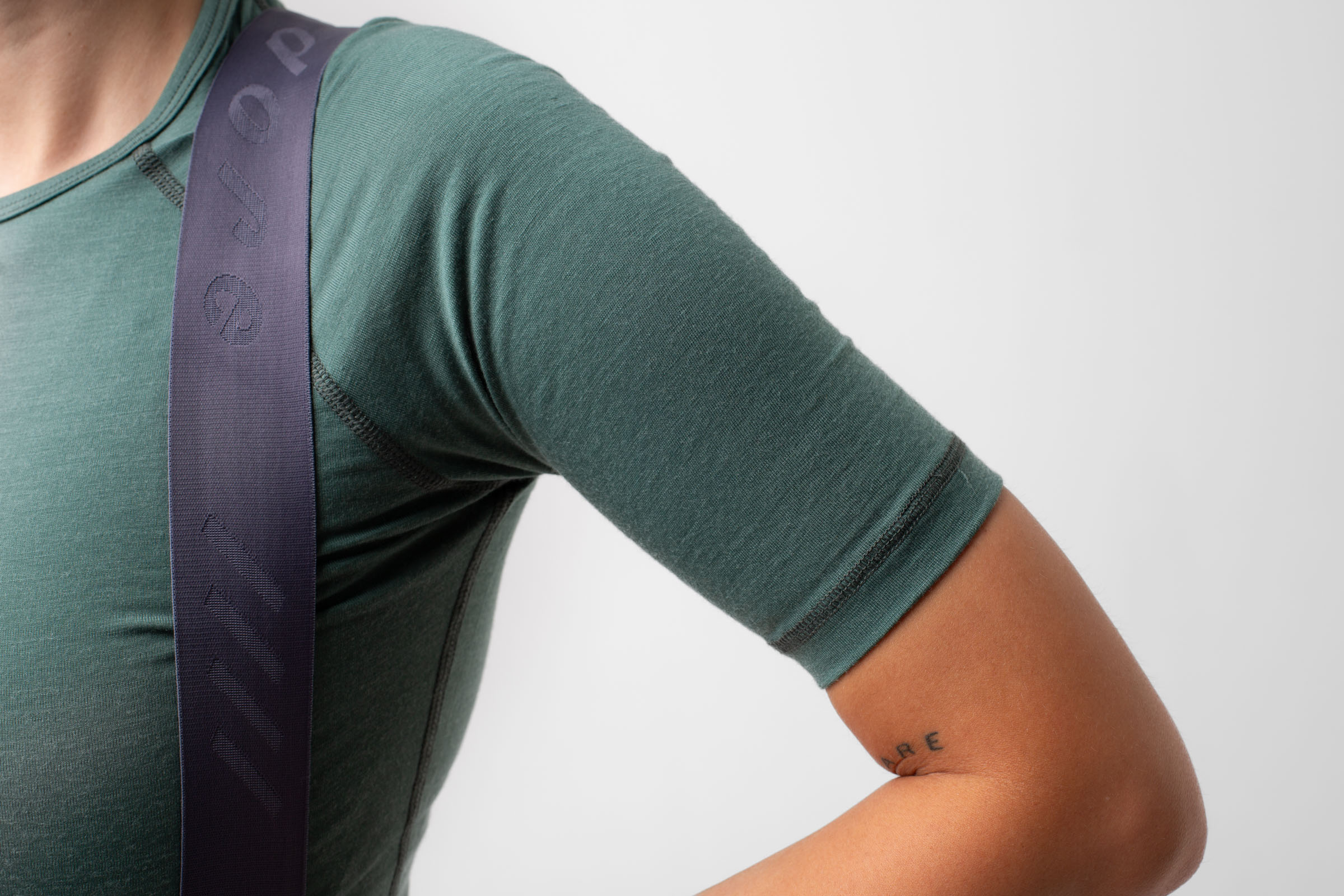Women's Merino Short Sleeve Baselayer Smoke Pine