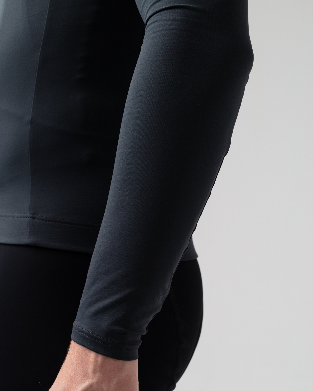 Debut Long Sleeve Jersey Ebony