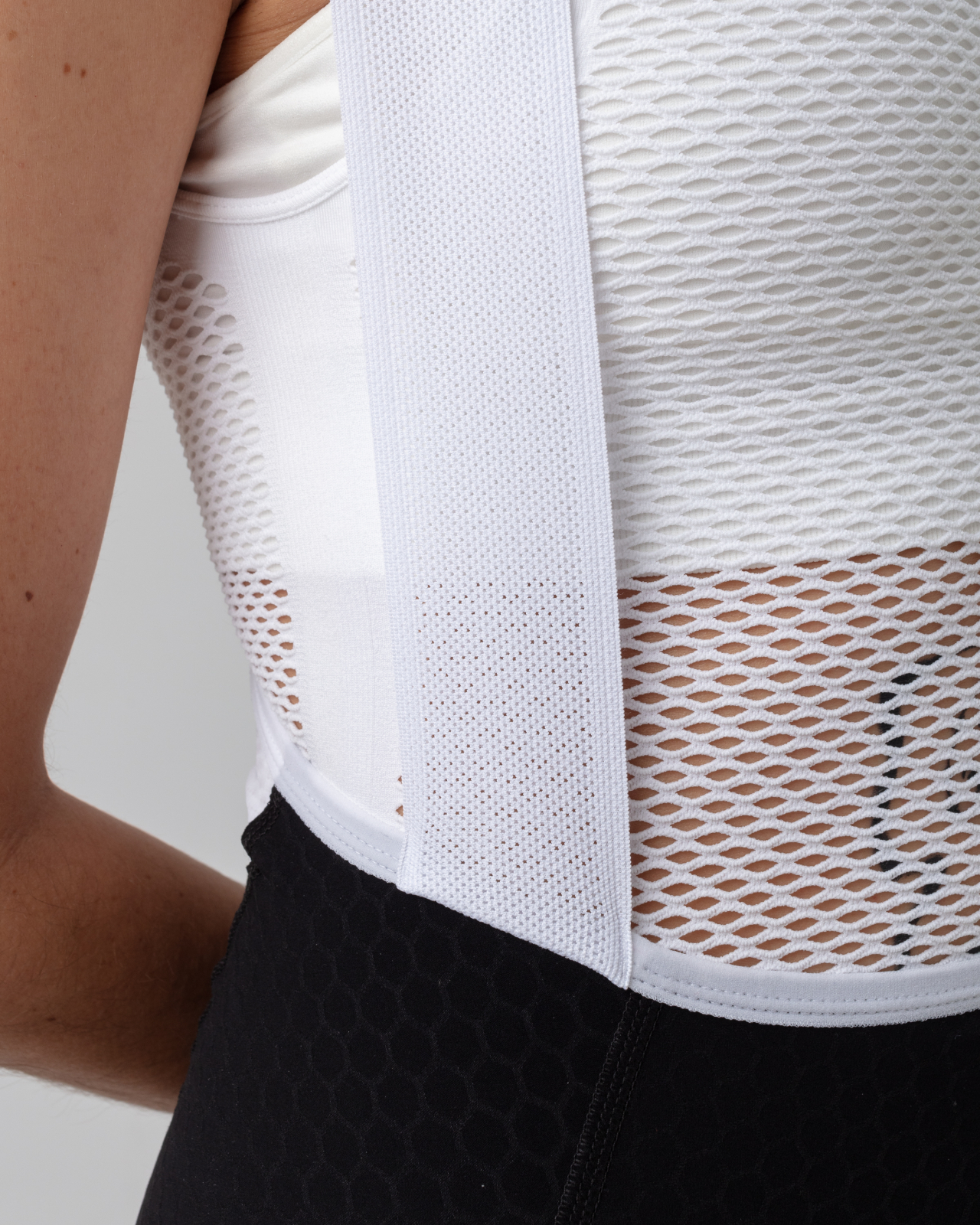 Seamless Sleeveless Unisex Baselayer White