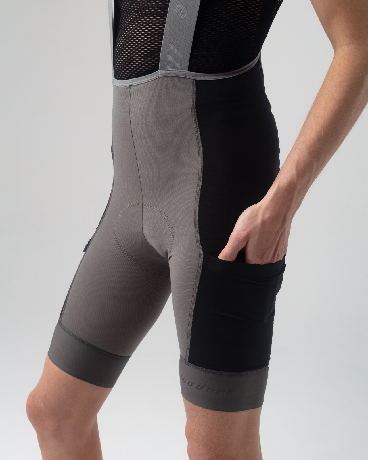 Distance Cargo Wool Bib Shorts Dark Gull Gray