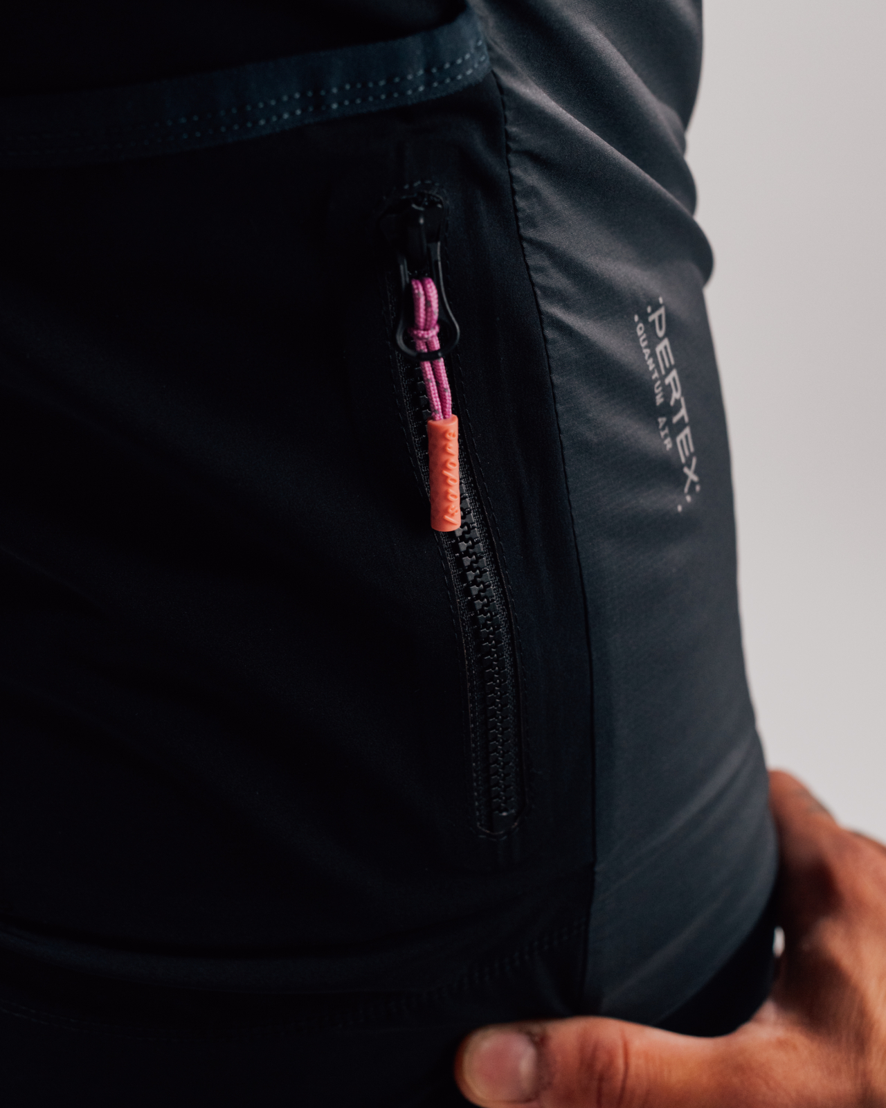 Alternative Insulated Jacket Black Sand