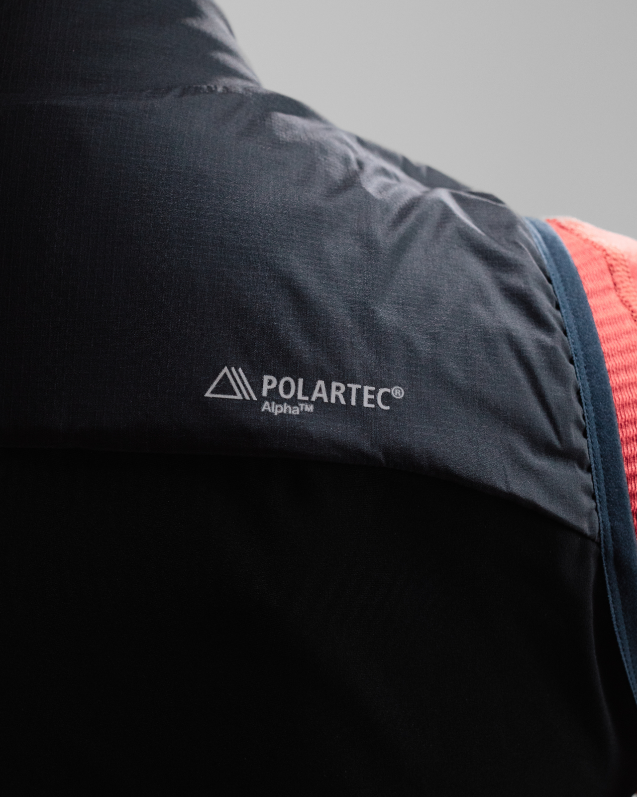 Women's Alternative Insulated Vest Black Sand