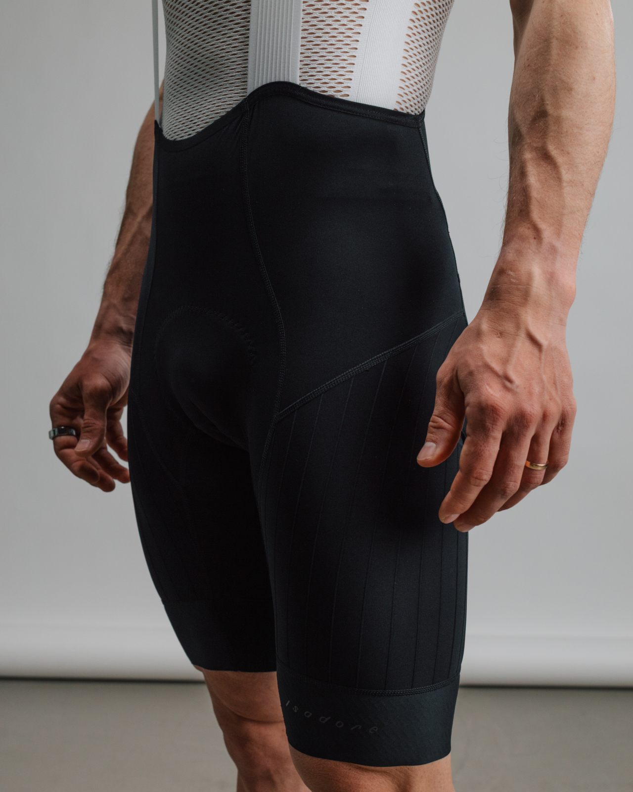 Echelon Aero Bib Shorts Black