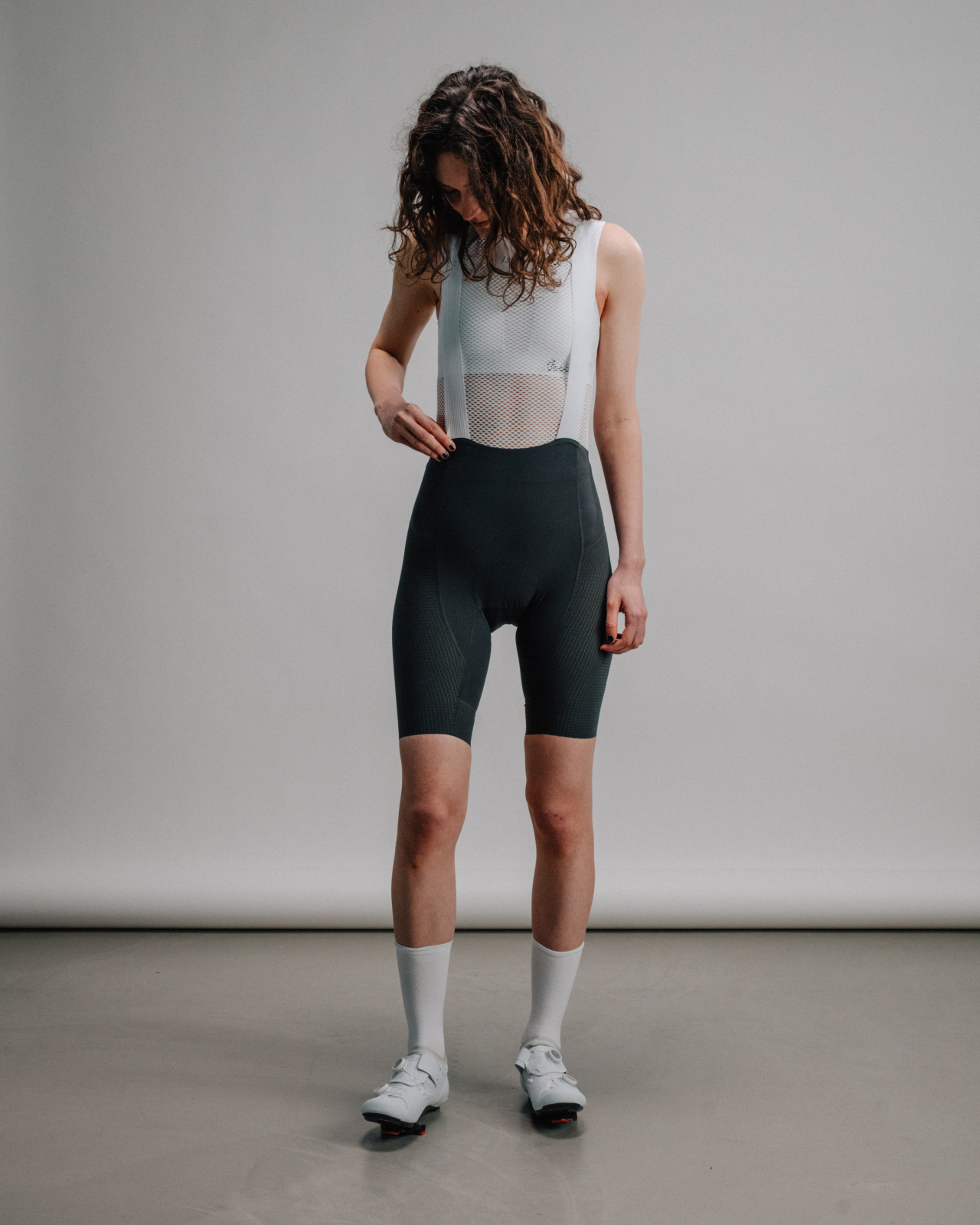 Women's Echelon Ultralight Bib Shorts Raven