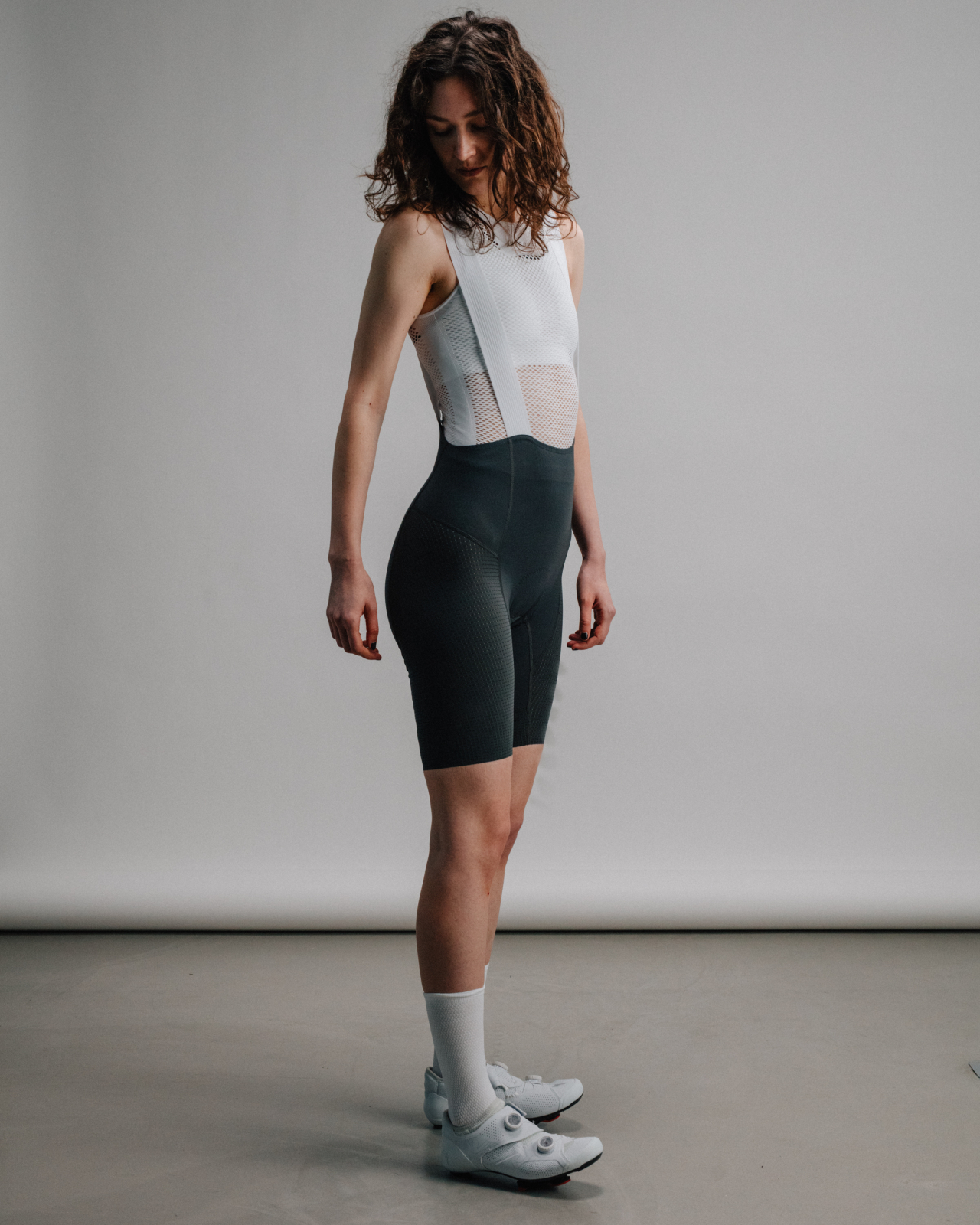 Women's Echelon Ultralight Bib Shorts Raven