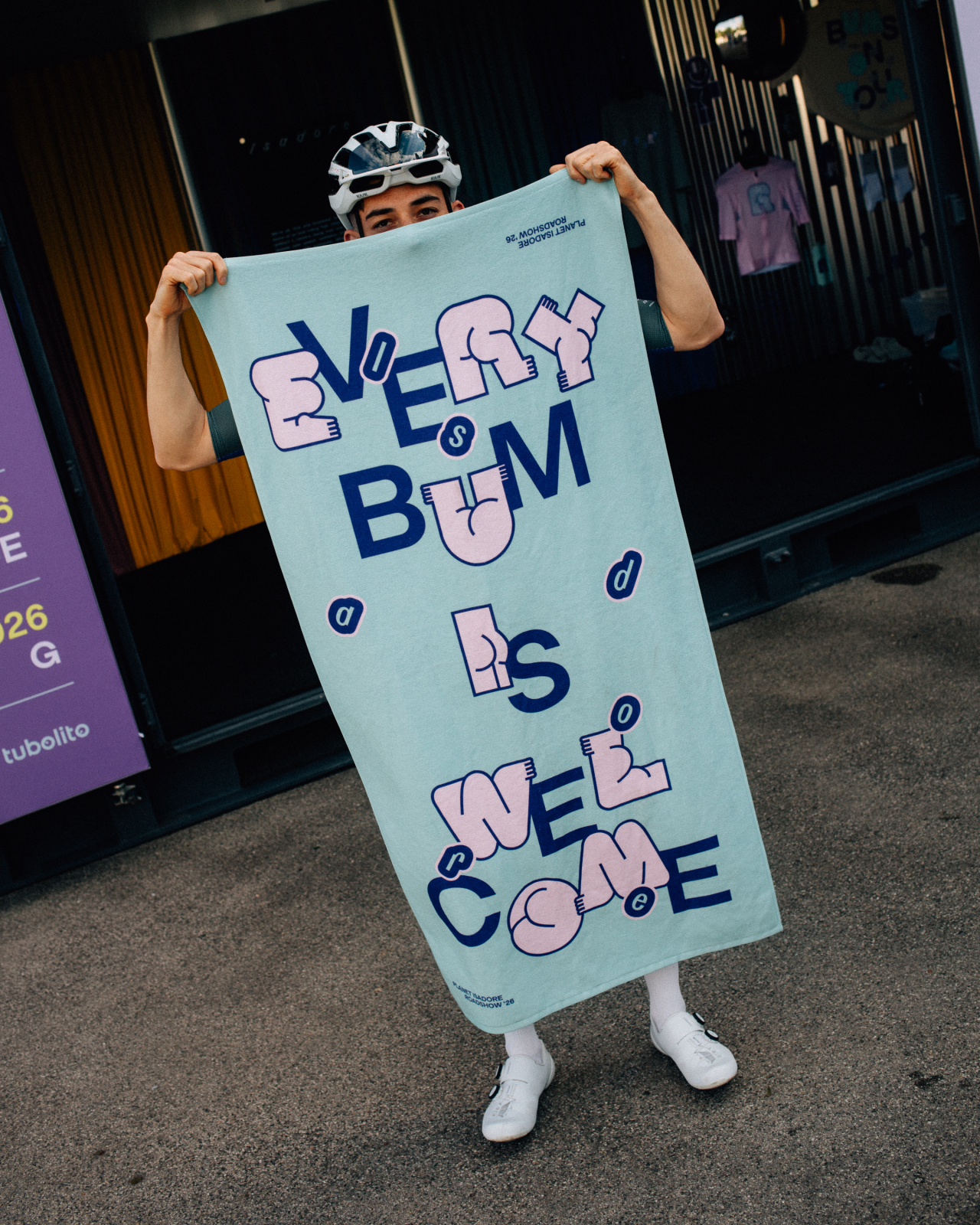 Bums on Tour Towel Turquoise