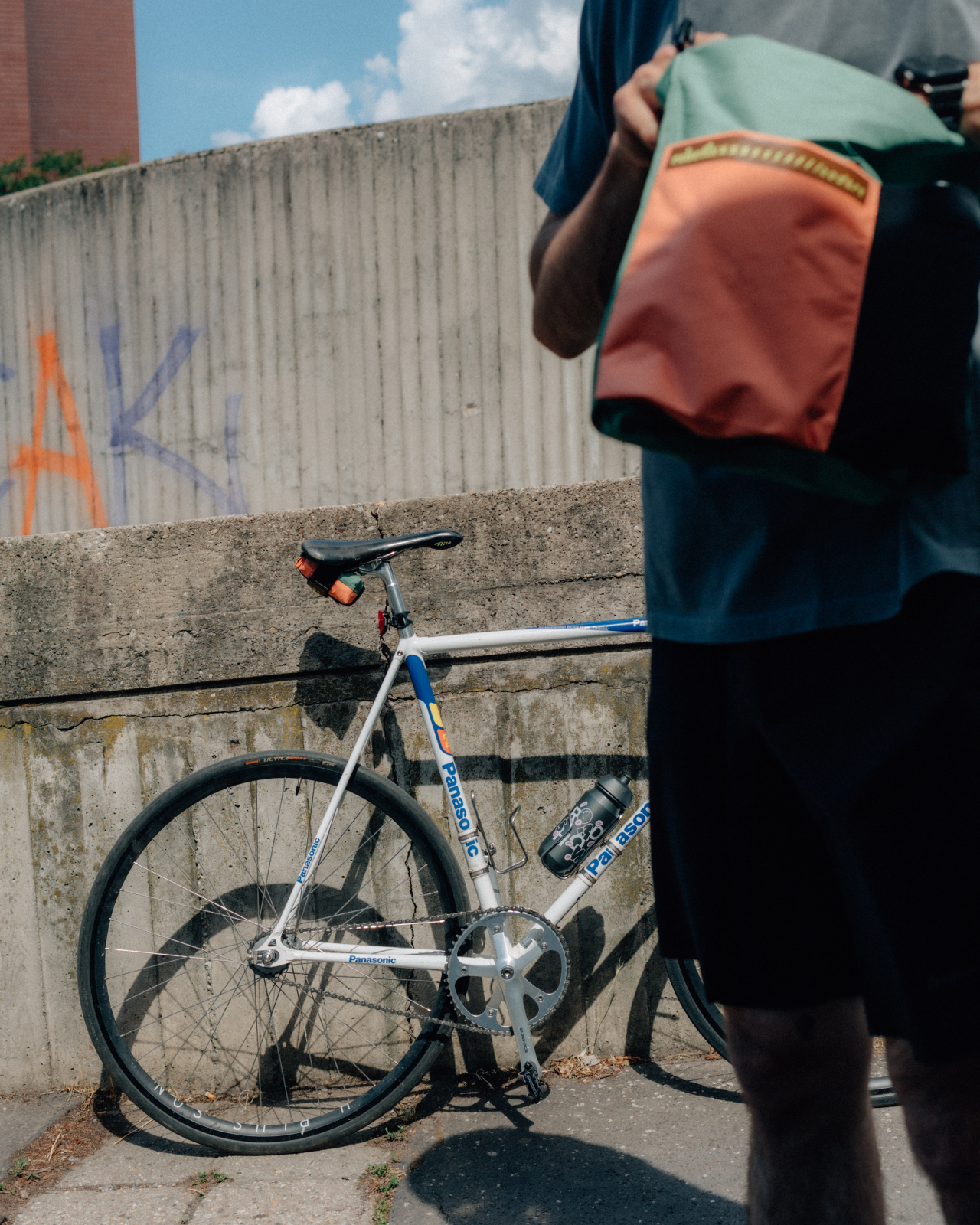 Isadore × reisefix Saddle Bag Evergreen