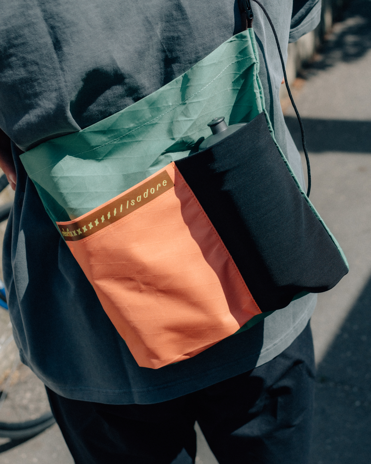 Isadore × reisefix Tech Musette Evergreen