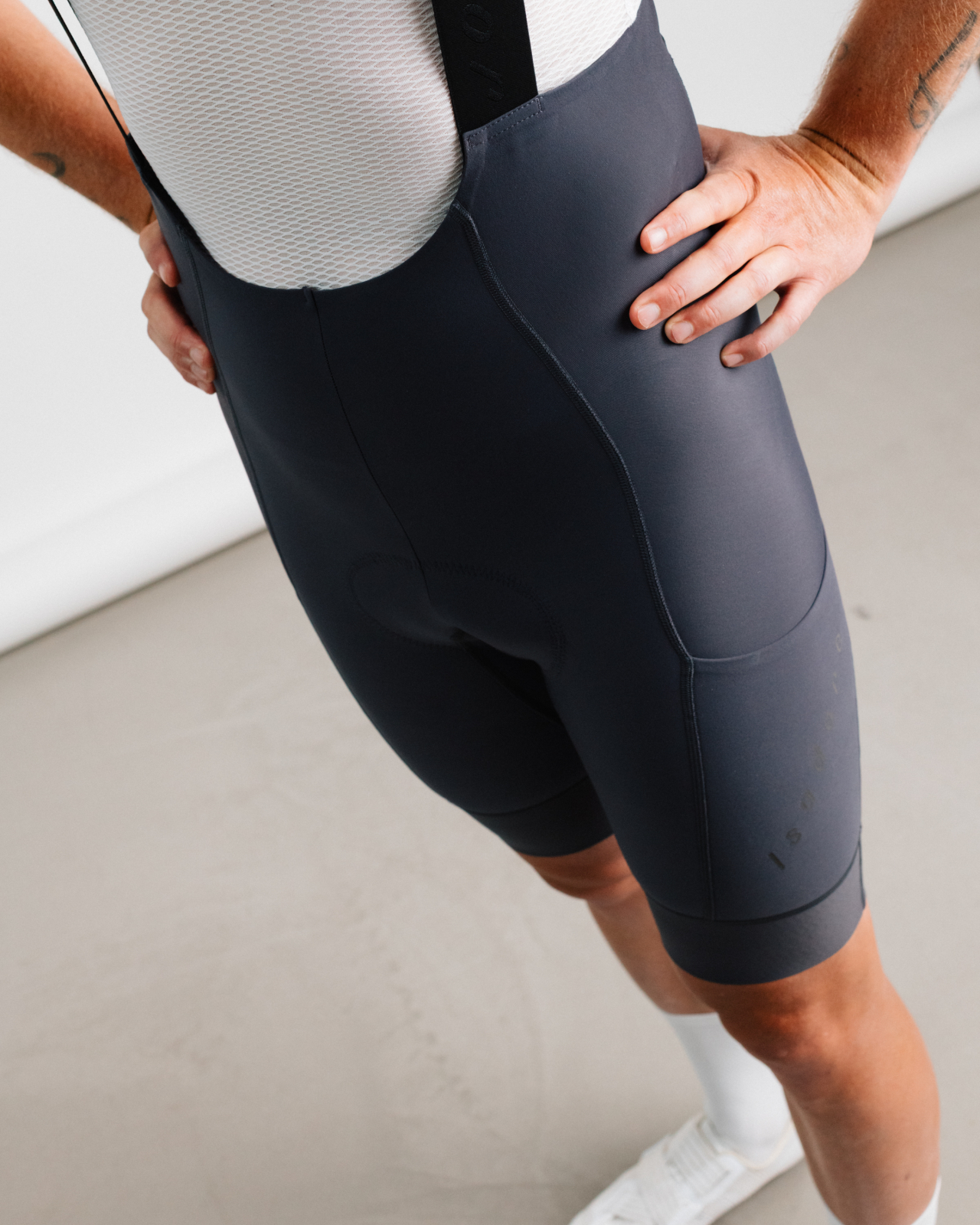 Signature Thermal Cargo Bib Shorts Obsidian